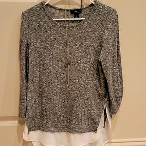 Light sweater look